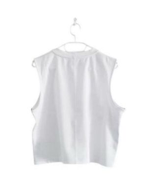 Talla M. Lote 2 Crop Tops CALVIN KLEIN.