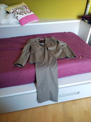 Trajes  CH Carolina Herrera Talla S