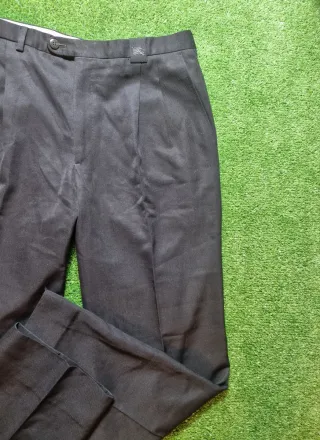 Pantalones de traje Burberry negros vintage