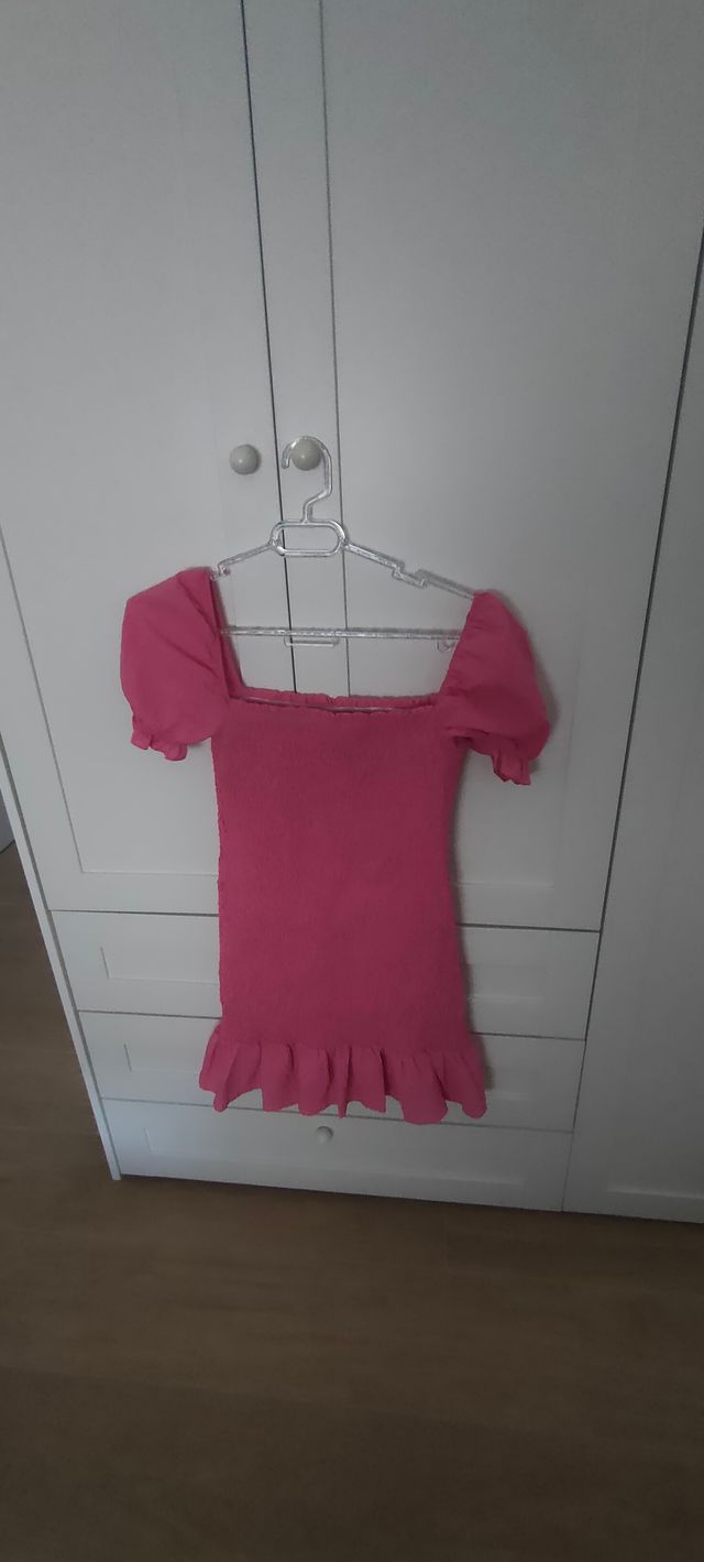 Vestido Zara fruncido rosa fucsia Talla S