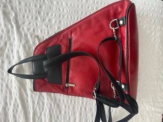 Mochila Florence Piel Roja y Negra