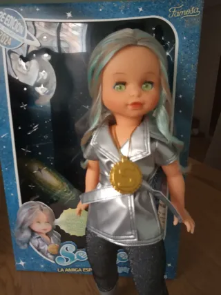 Muñeca Selene Edición Especial 2024 Famosa