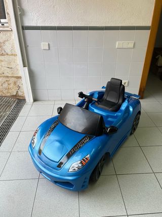 Coche eléctrico infantil azul
