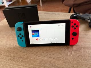 Nintendo Switch Azul y Rojo