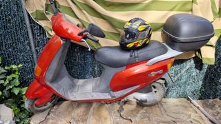 Moto 50cc roja, ITV pasada