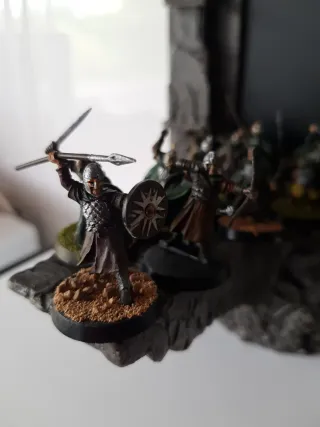 12 Guerreros Rohan Warhammer ESDLA