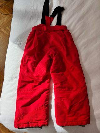 Pantalón esquí talla 6 años + regalo 2 camisetas