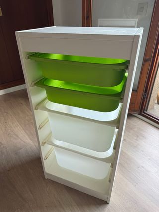 Cajonera madera con 5 cajones plásticos