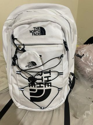 Mochila The North Face Blanca y Negra