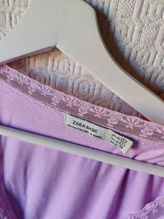 Camiseta lila manga corta talla L zara basic mujer
