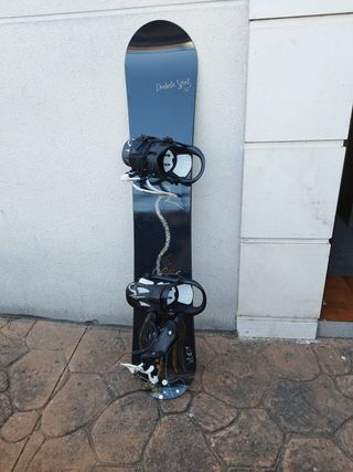 Tabla de Snowboard con fijaciones