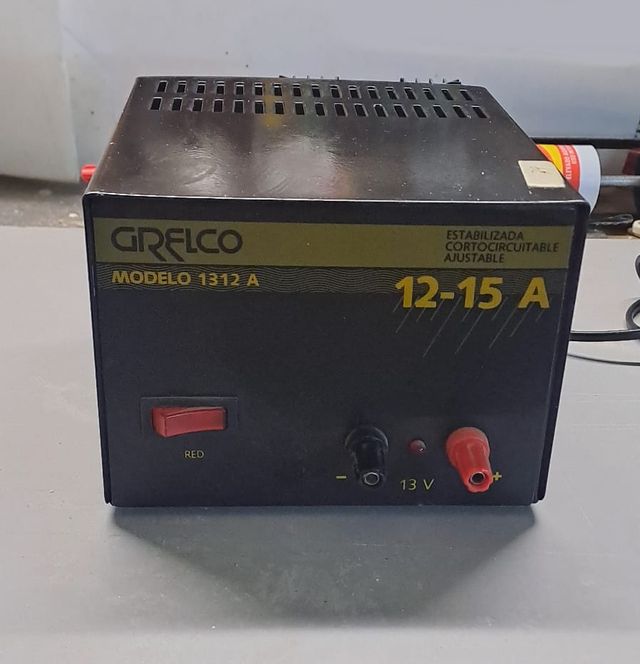 Fuente de Alimentación Grelco 1312A 12-15A
