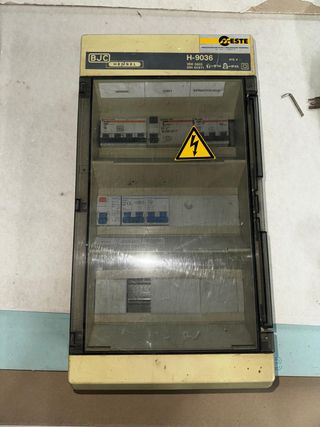Cuadro Eléctrico BJC HENSEL H-9036