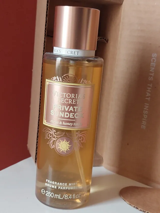 Victoria's Secret Private Sundeck Fragrance Mist