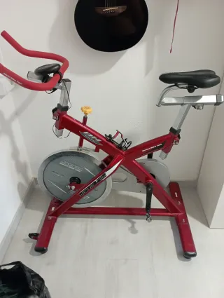 Bicicleta Spinning BH 