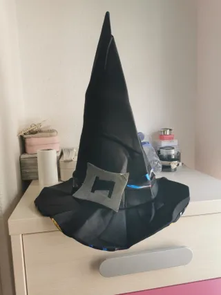 Disfraz Bruja T. M contiene el gorro y el cinturon