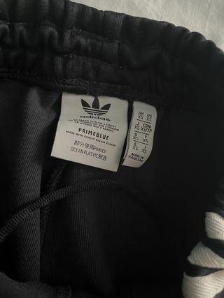 Pantalón chándal Adidas 3 rayas Talla XS