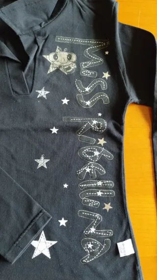 Maglia Miss Ribellina nera con stelle