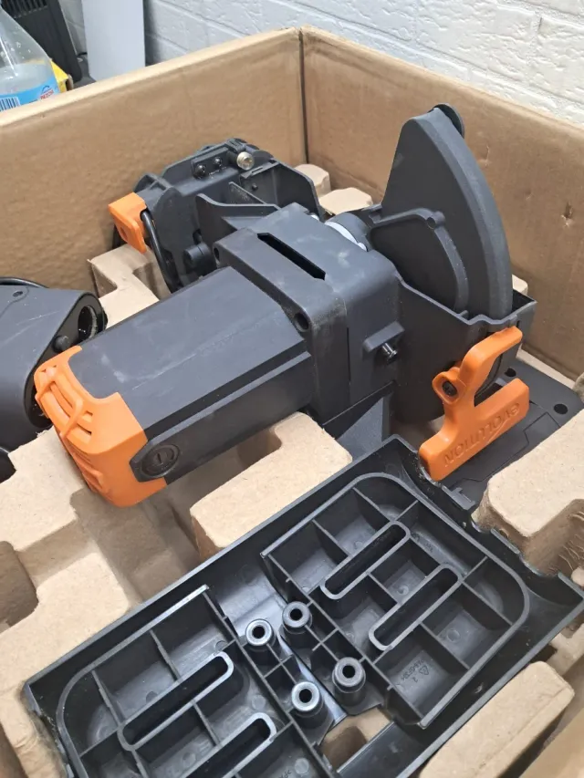 Ingletadora Evolution R210SMS+ Deslizante