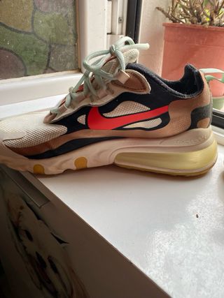 Tenis Nike Air Max 270 React Beige Rojo