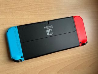Nintendo Switch OLED Azul y Rojo
