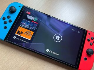 Nintendo Switch OLED Azul y Rojo