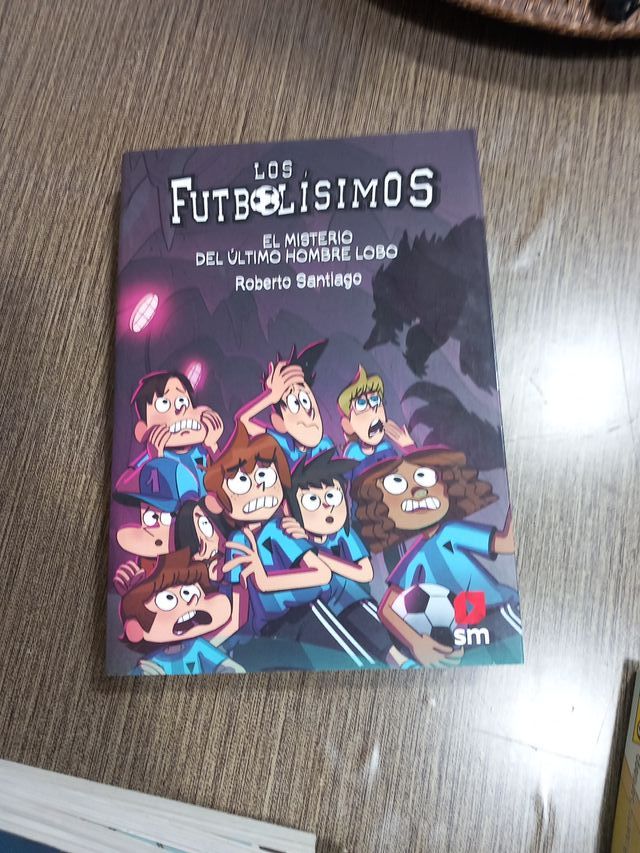 Els Futbolíssims 17: El misteri de les botes mà...