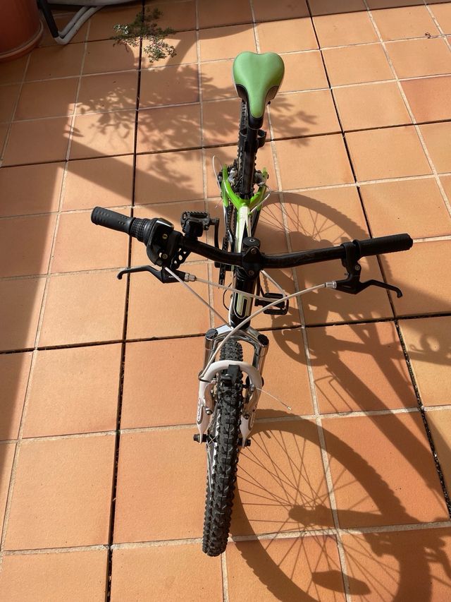 Bicicleta infantil de Conor.