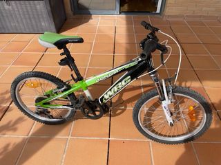 Bicicleta infantil de Conor.