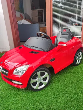 Coche Eléctrico Mercedes para Niños Rojo