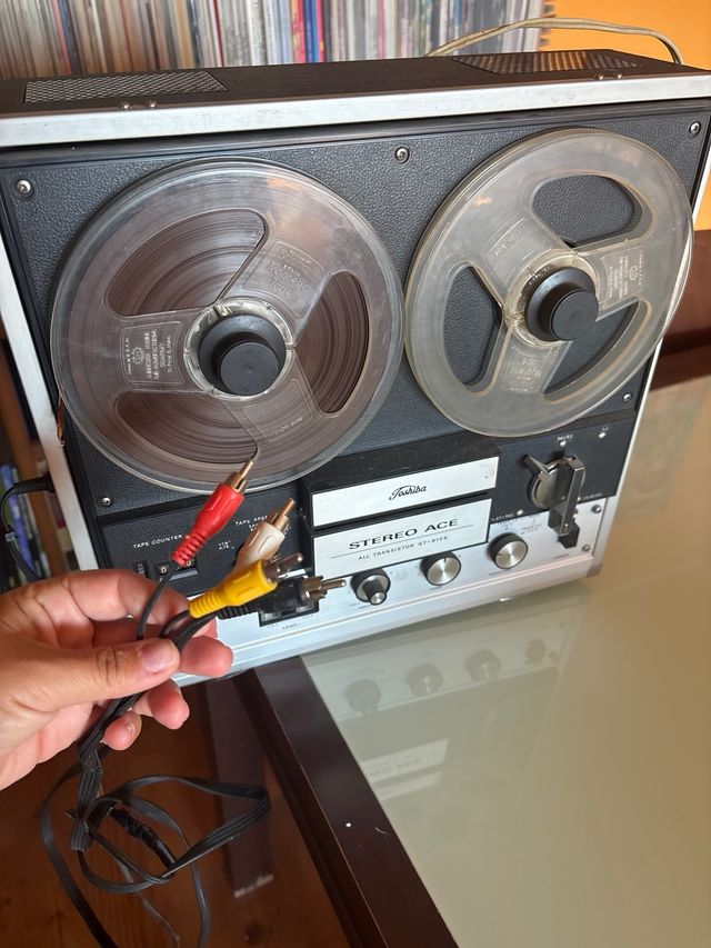 Grabadora de carrete abierto Toshiba GT-8108