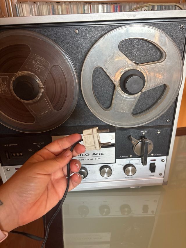 Grabadora de carrete abierto Toshiba GT-8108