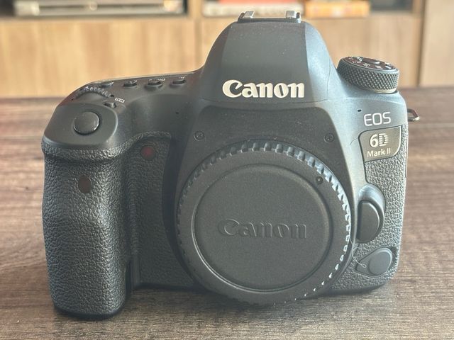 Canon EOS 6D Mark II