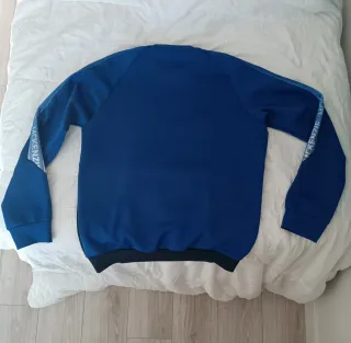 Sudadera McKenzie Azul y Negra