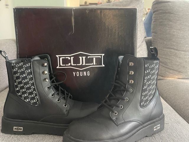 Stivaletti neri Cult in pelle