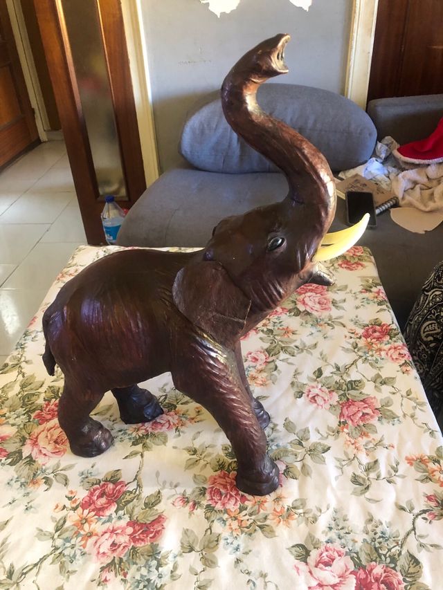 Elefante de cuero vintage años 50