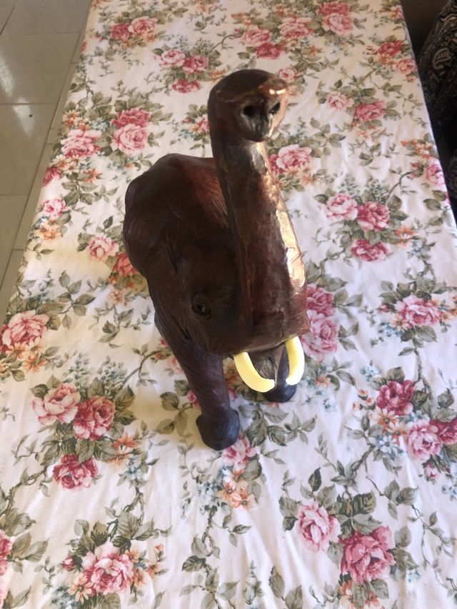 Elefante de cuero vintage años 50