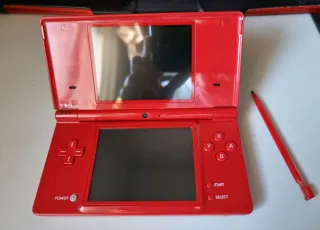 Nintendo DSi Roja + 37 Juegos