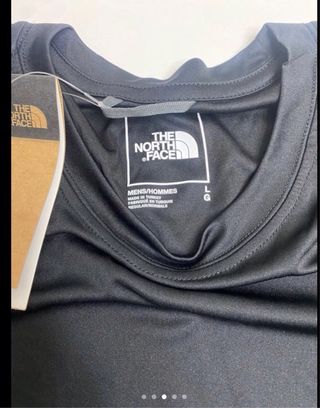 Camiseta The North Face Negra Deportiva
