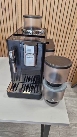 Cafetera DeLonghi Rivelia Onyx Automática