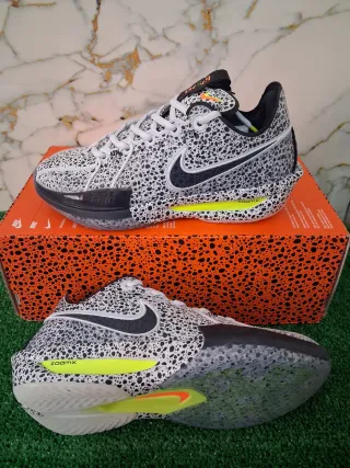 Zapatillas nike G.T. CUT 3 OLY talla 37.5