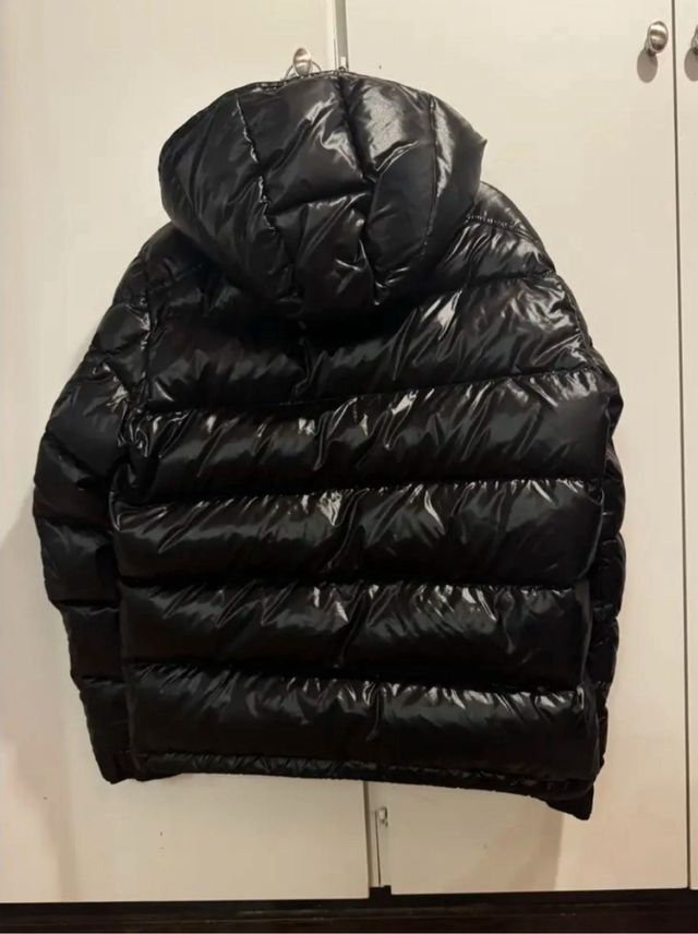 Chaqueta Moncler Negra Brillante