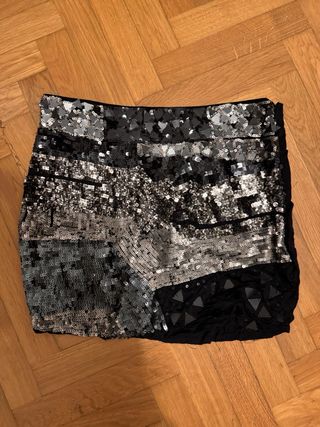 Minifalda lentejuelas negra y plateada