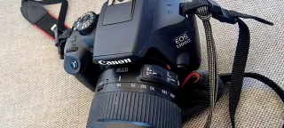 Chollo,Cámara Canon EOS 1300D Negra con accesorios