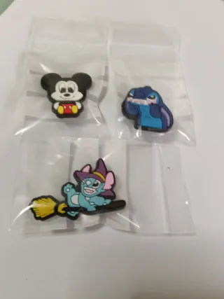 Charms Disney Mickey, Stitch Bruja y Stitch