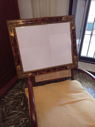 Marco antiguo decorativo