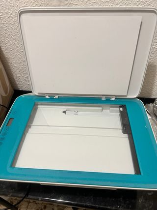 Impresora Multifuncional HP Blanca y Azul