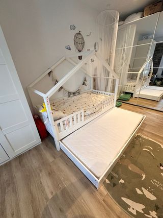 Cama casita infantil con nido