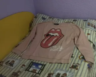Sudadera Sfera Rosa con Estampado de Labios