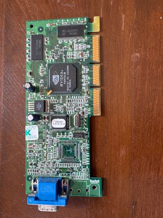 Tarjeta Gráfica NVIDIA VANTA-16